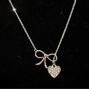 Swarovski element crystal bow and heart necklace NWOT
